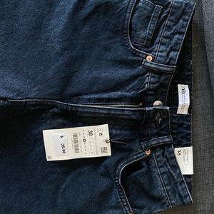 ZARA MOM JEANS (high waisted)